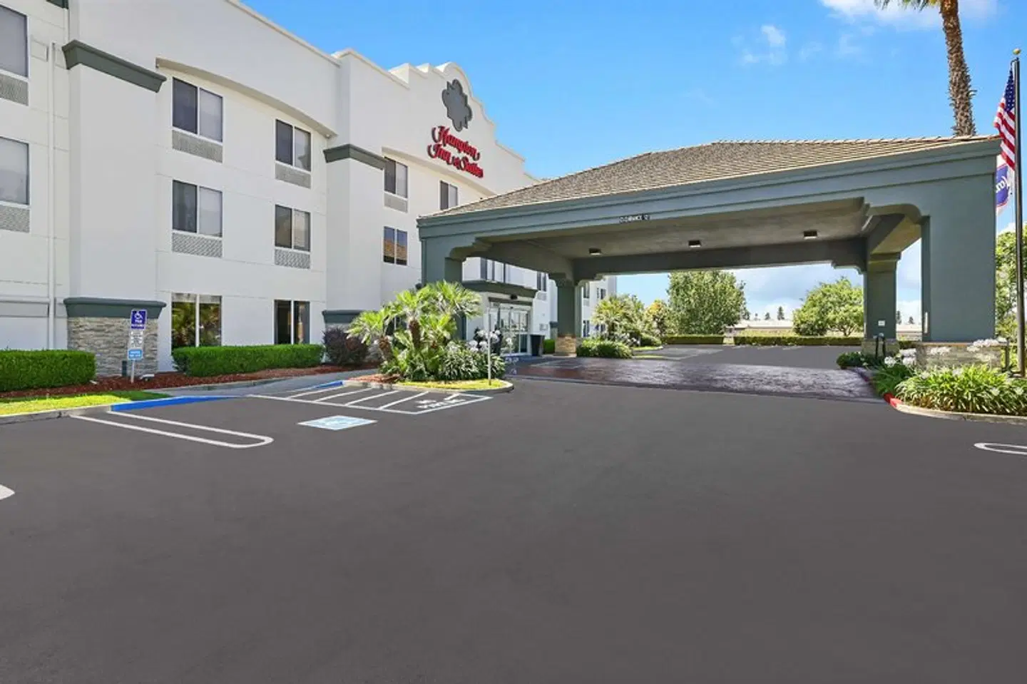 Hampton Inn & Suites Modesto-Salida EXTERIOR