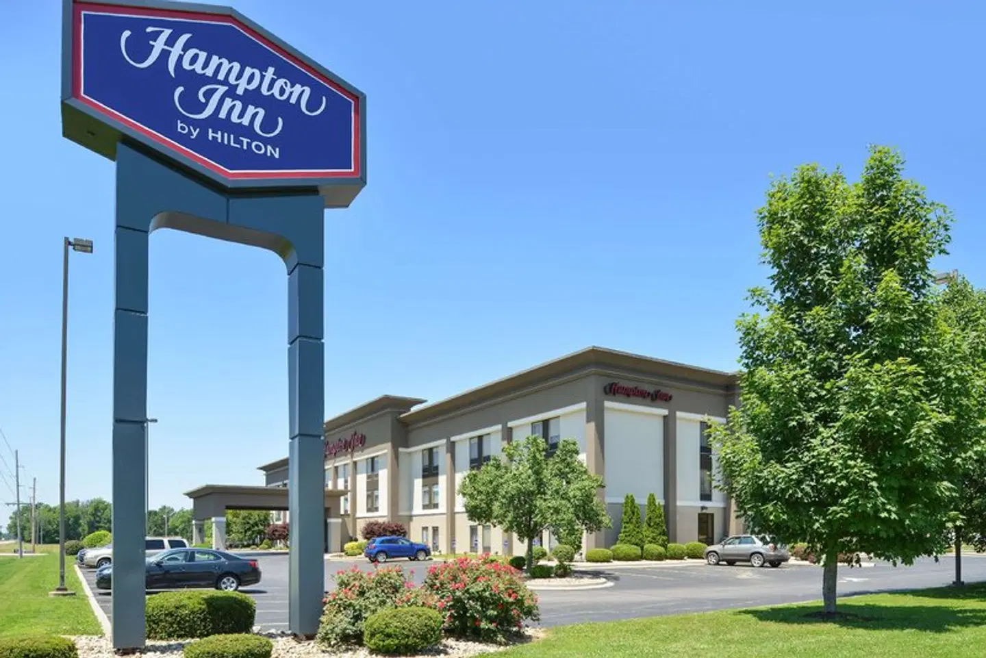 Hampton Inn Carbondale EXTERIOR