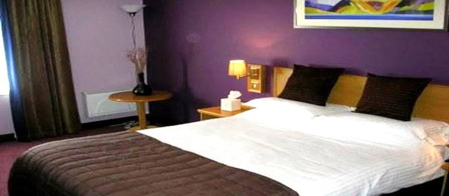 Crowwood House Hotel ROOM_EXAMPLE