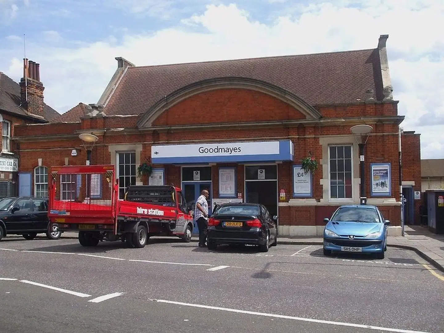 Ilford Hotel Goodmayes EXTERIOR