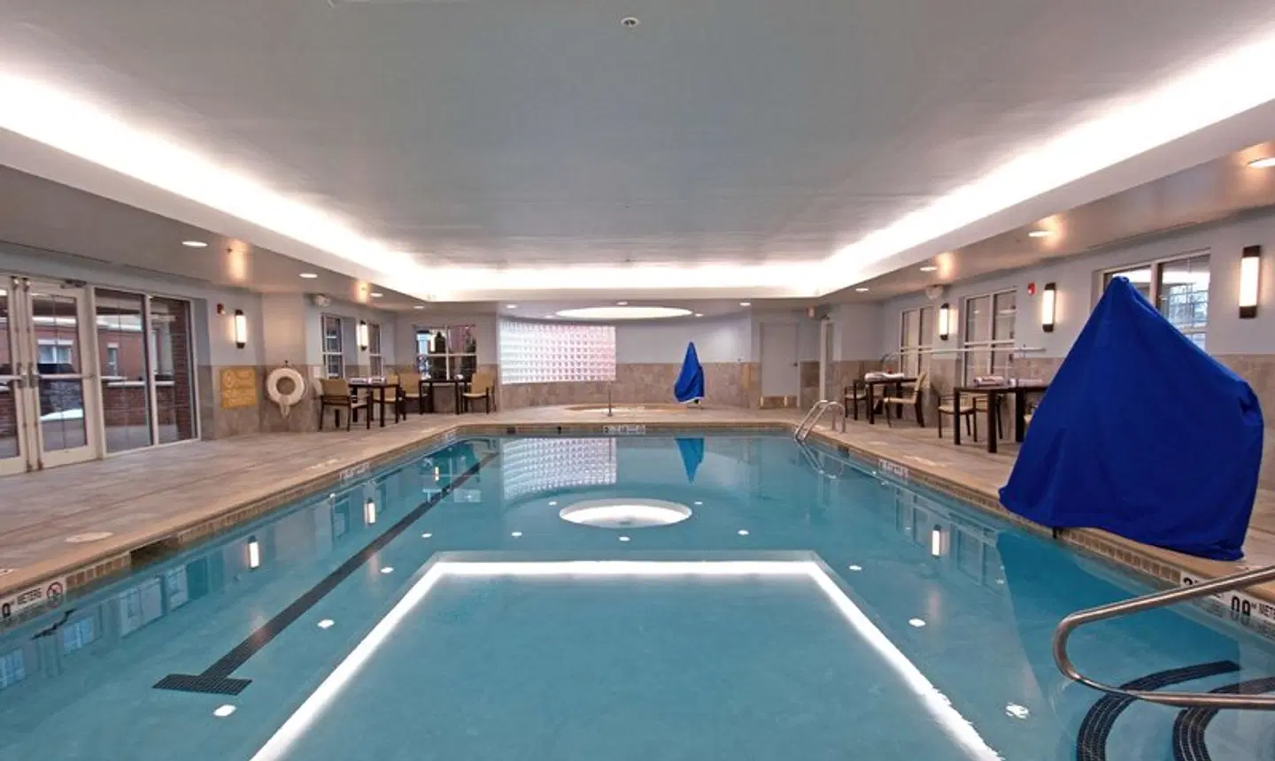 Homewood Suites by Hilton Albany Hallenbad