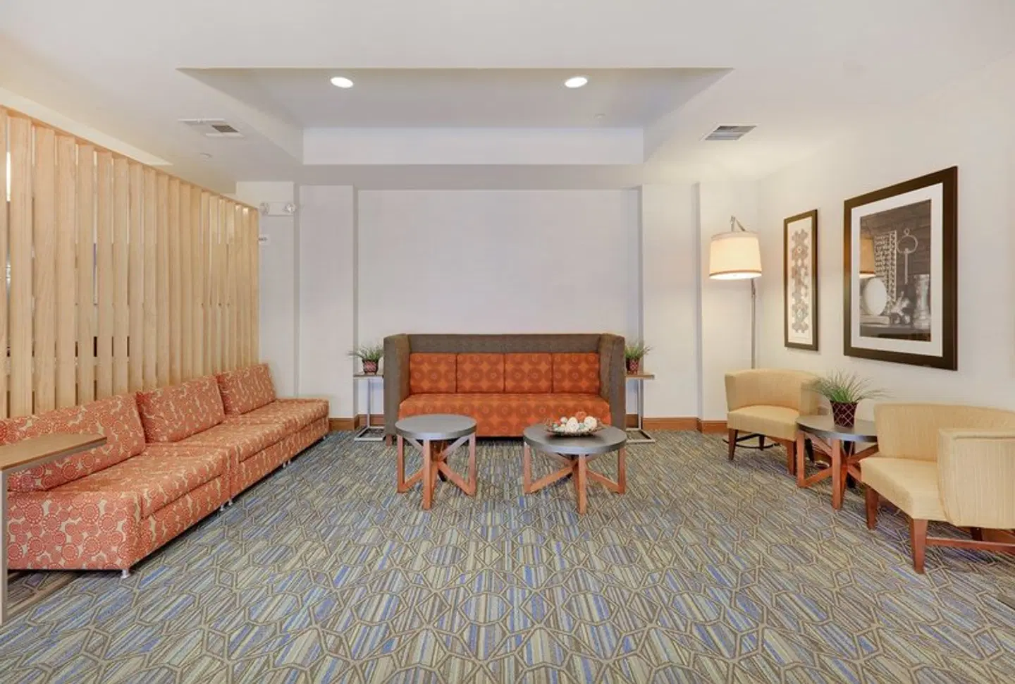 Holiday Inn Express & Suites Burleson/Ft. Worth by IHG ROOM_EXAMPLE