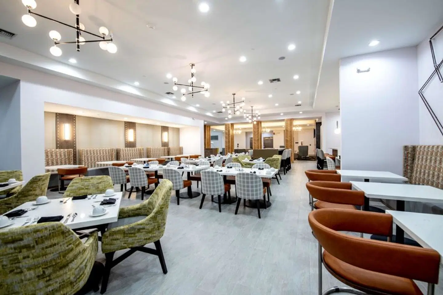 DoubleTree by Hilton Sulphur Lake Charles Restaurant