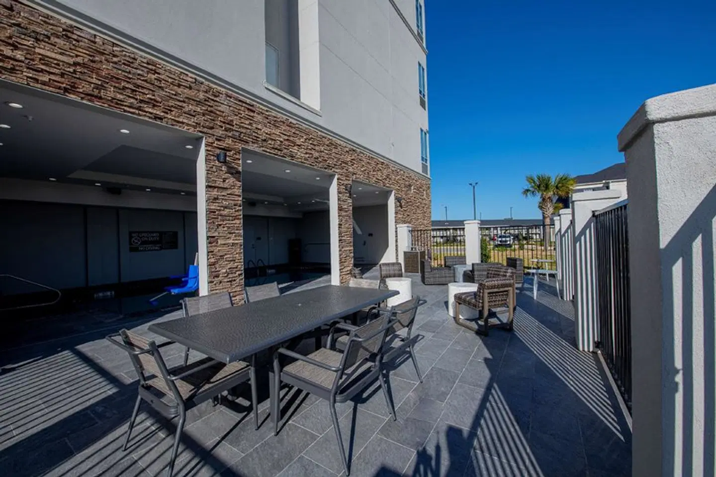 DoubleTree by Hilton Sulphur Lake Charles Terrasse
