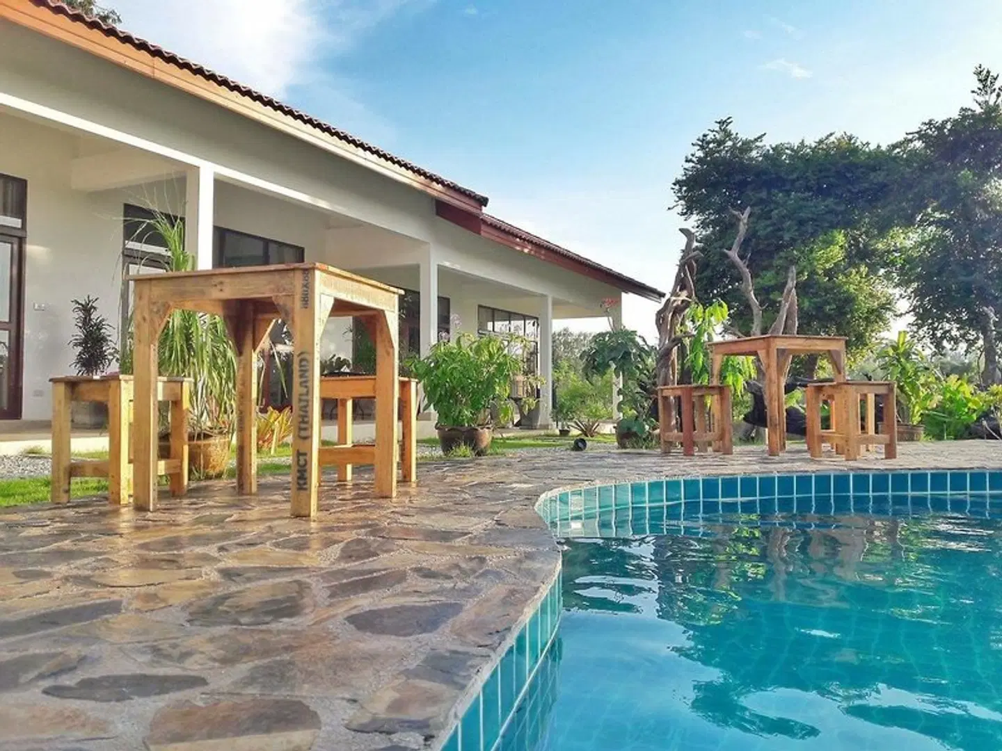 Tree Roots Retreat OUTDOOR_POOL