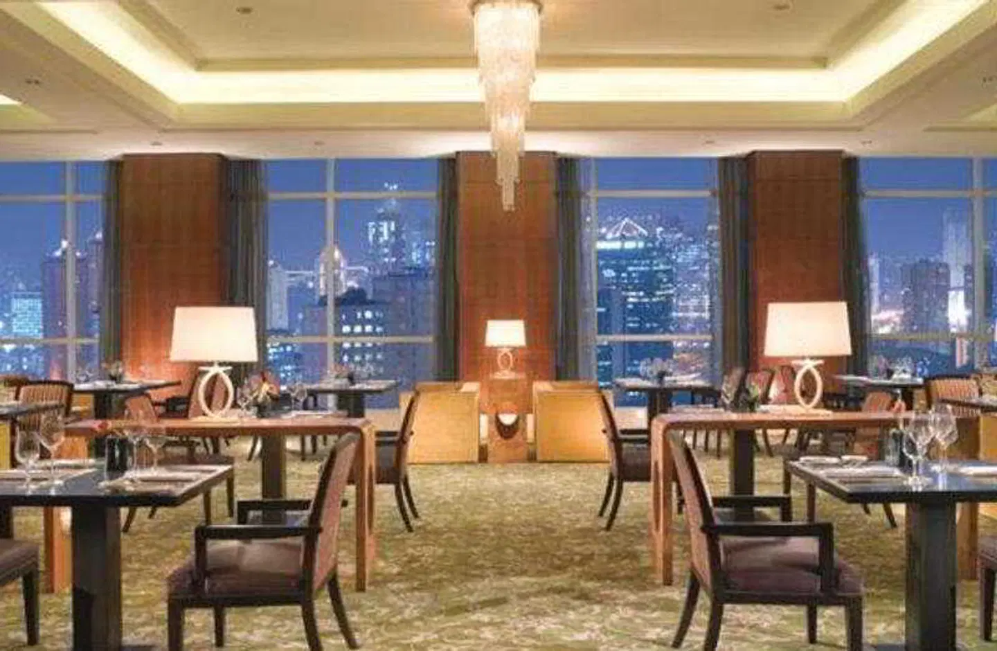The Ritz-Carlton, Hotel Jakarta Pacific Place Bar
