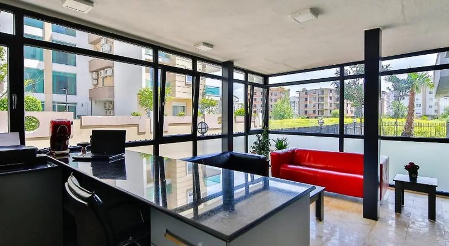 Mene Suites Hallenbad