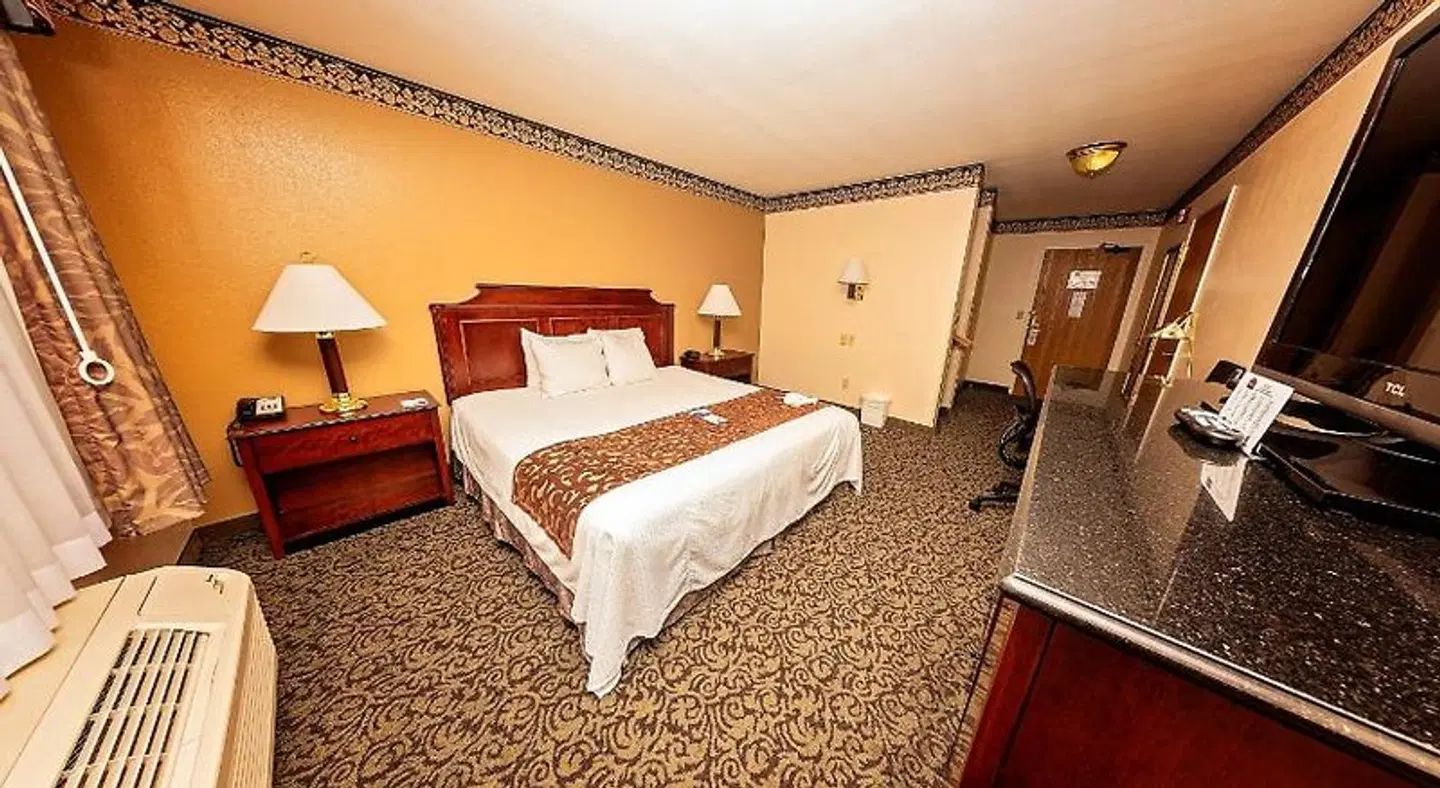 FairBridge Inn Express ROOM_EXAMPLE