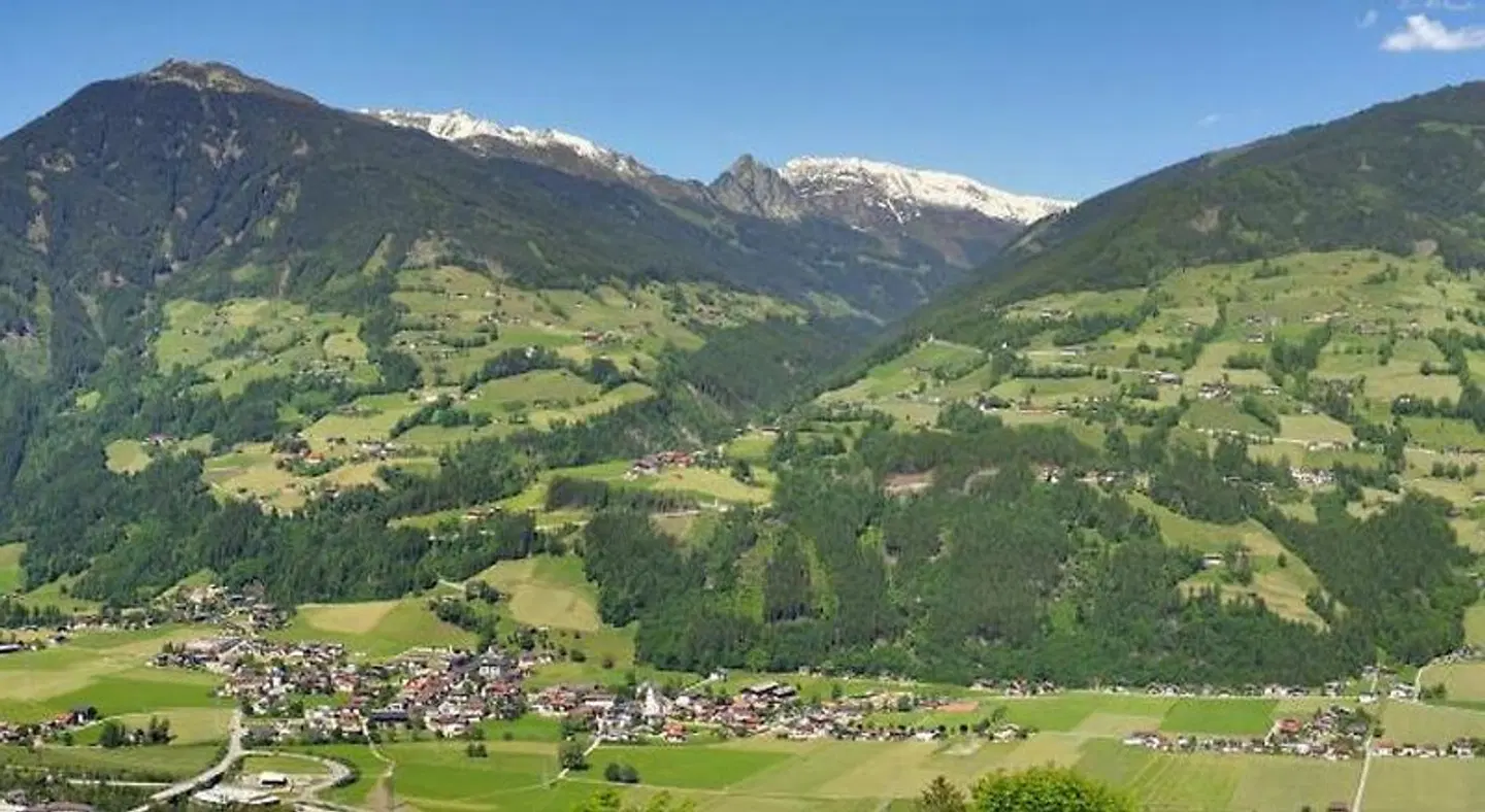 Hotel Tipotsch LANDSCAPE