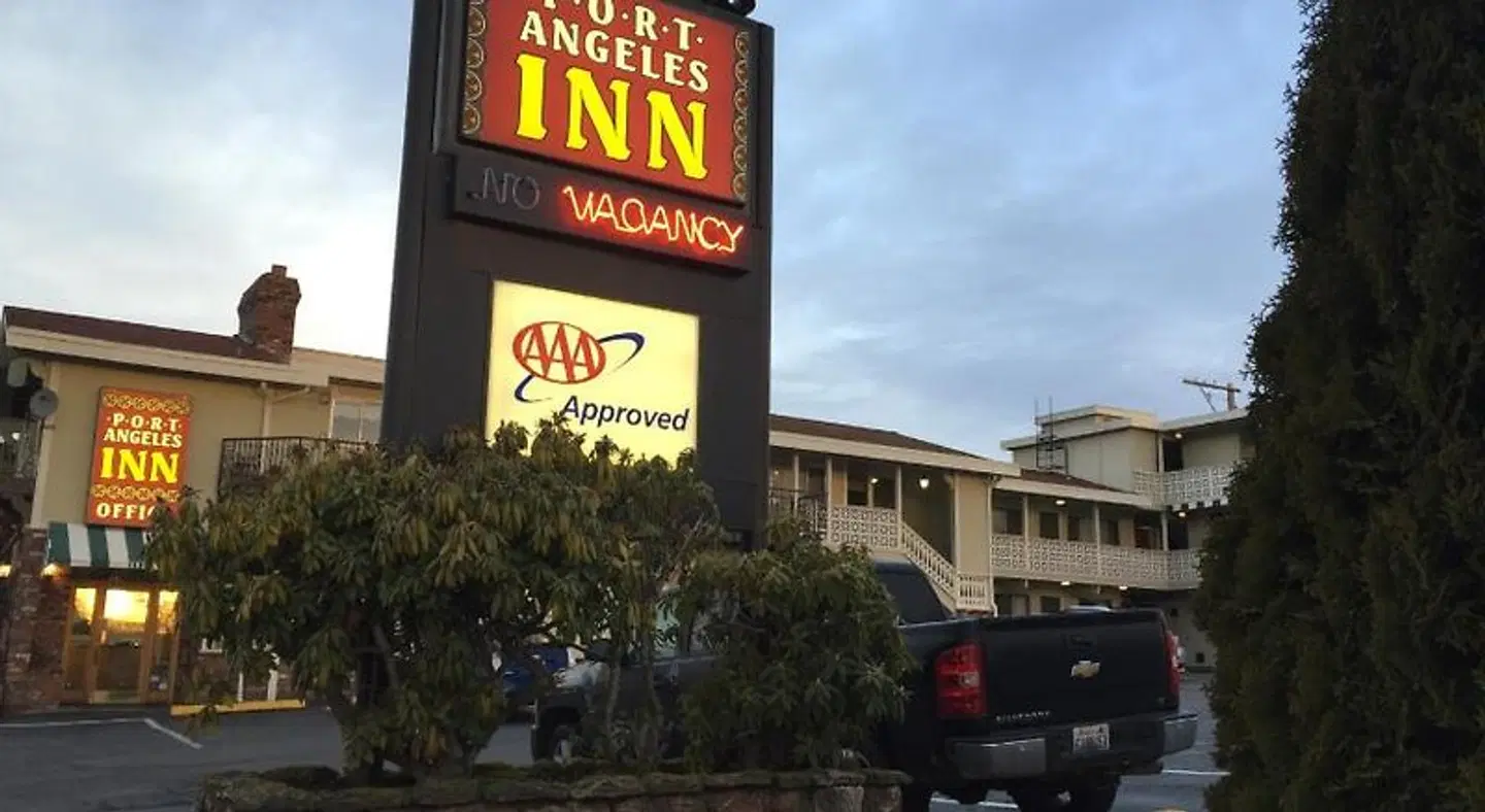 Port Angeles Inn EXTERIOR