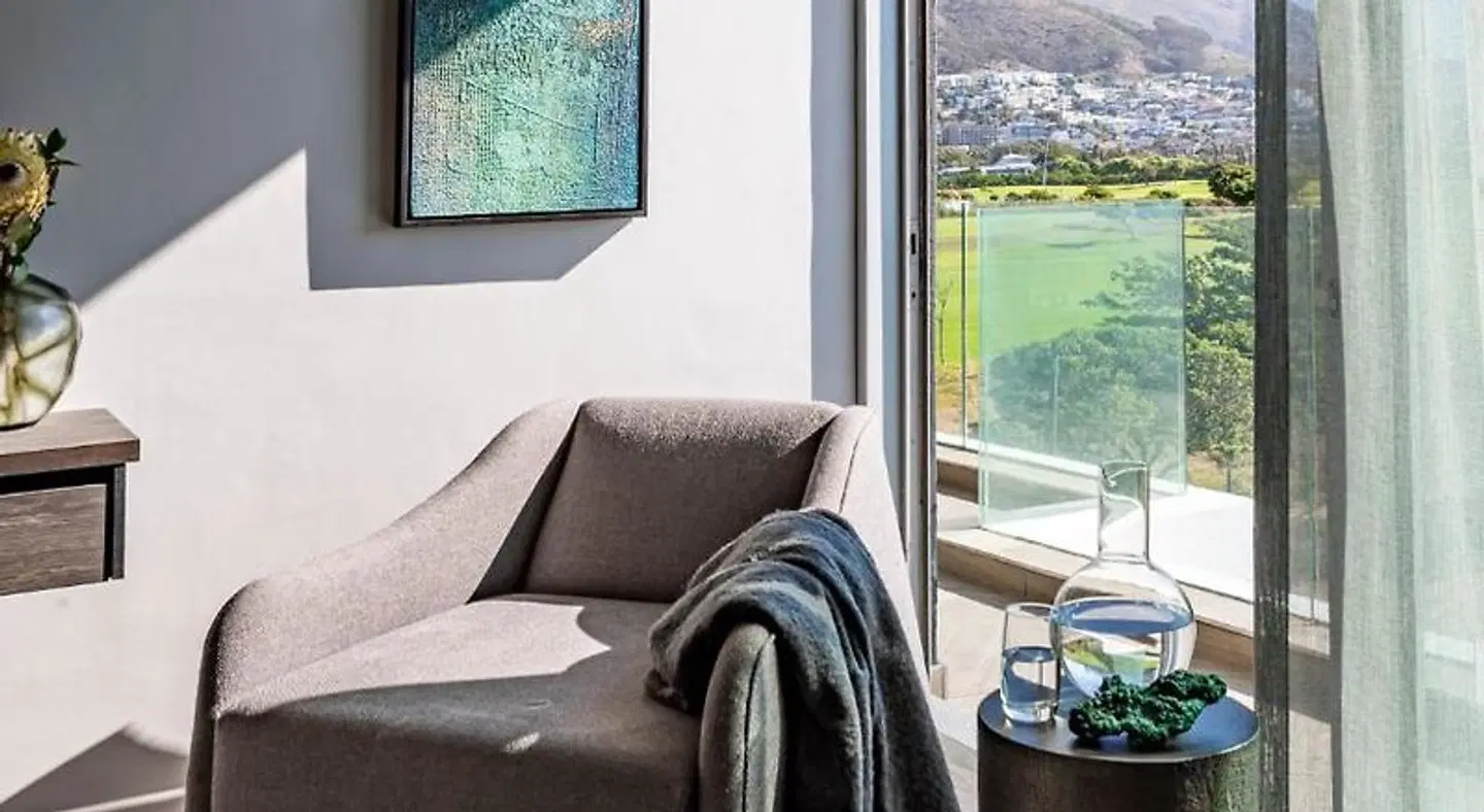 O' Two Hotel ROOM_EXAMPLE