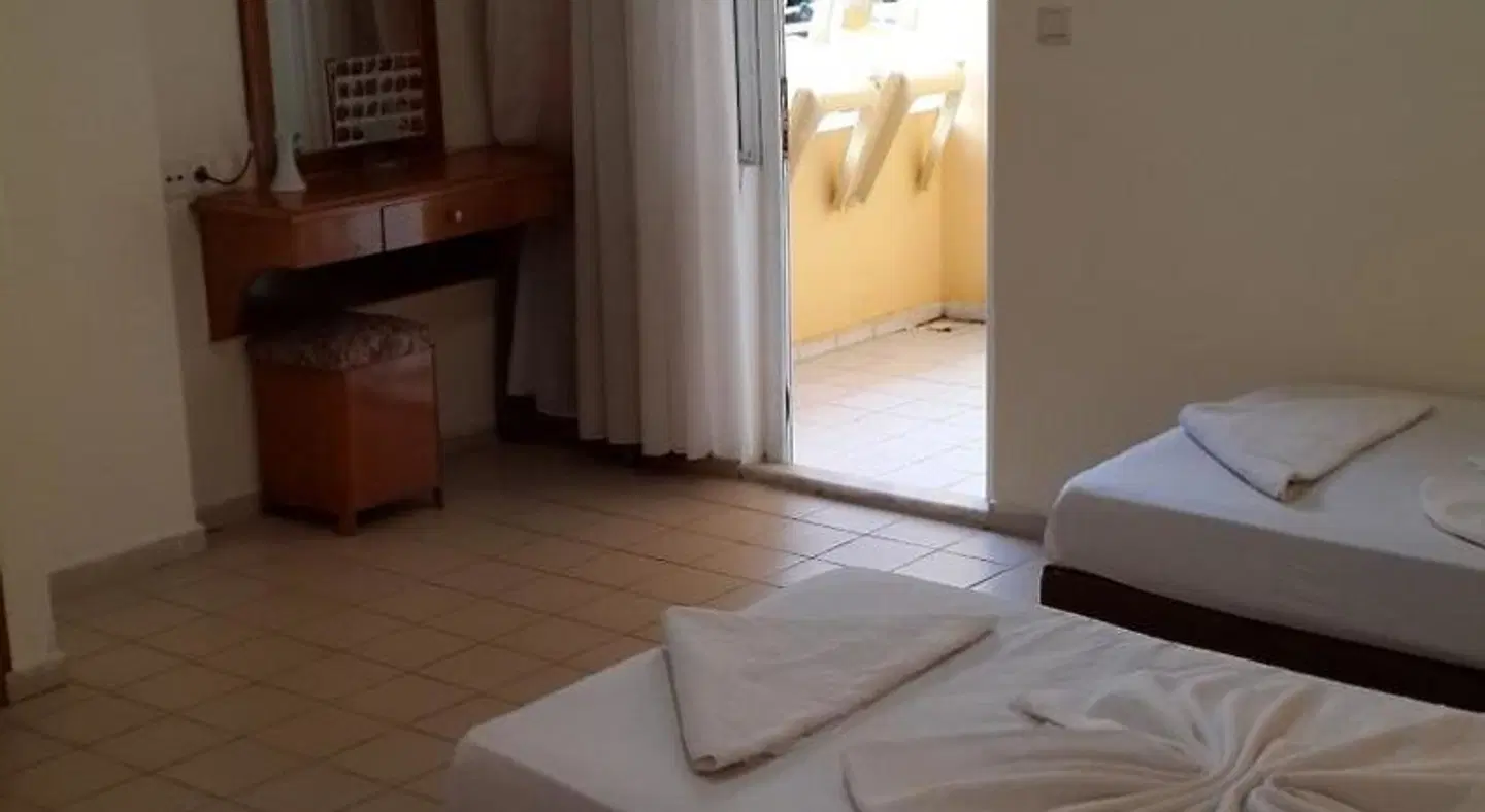 Caner Hotel ROOM_EXAMPLE
