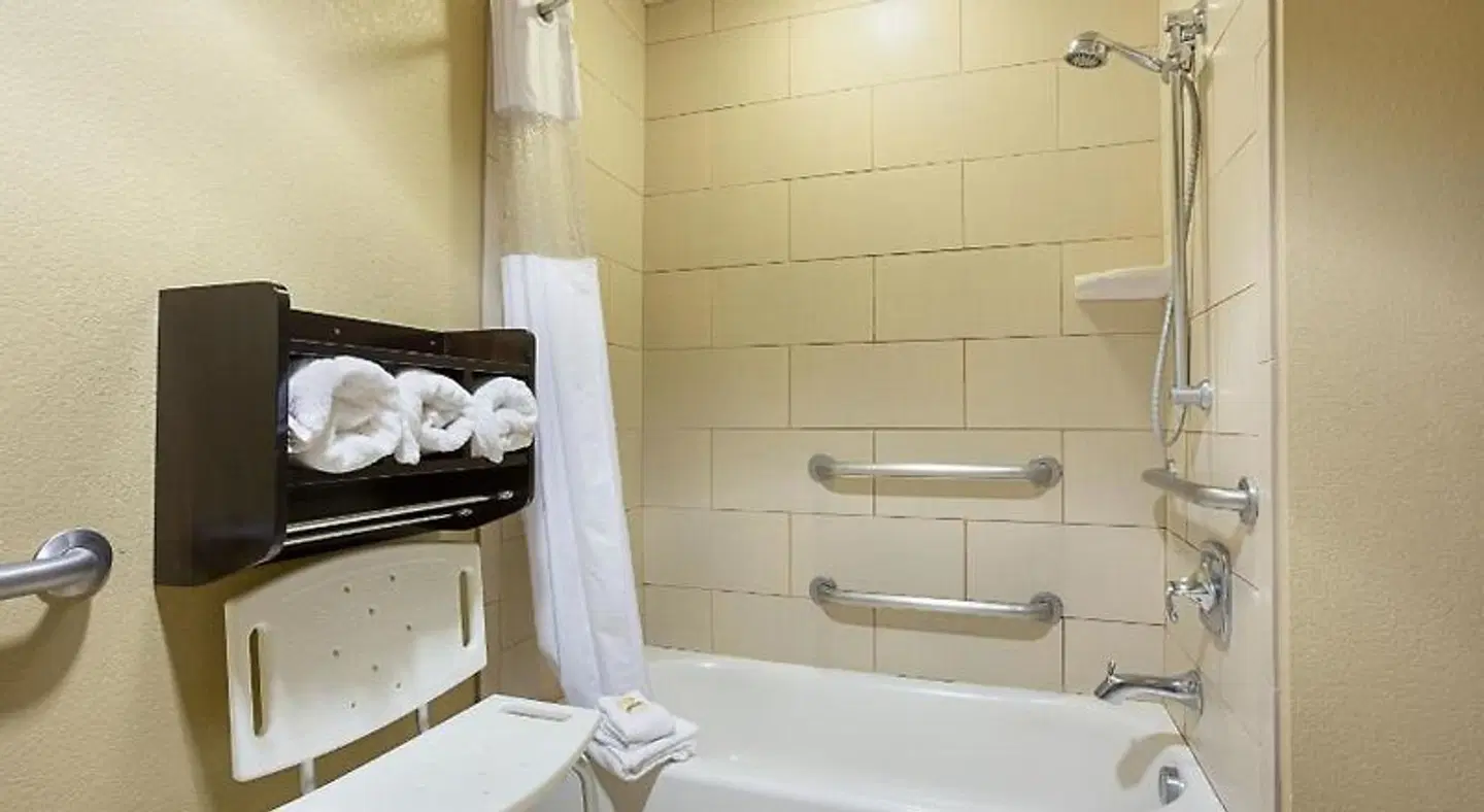 La Quinta Inn & Suites Meridian / Boise West Badezimmer