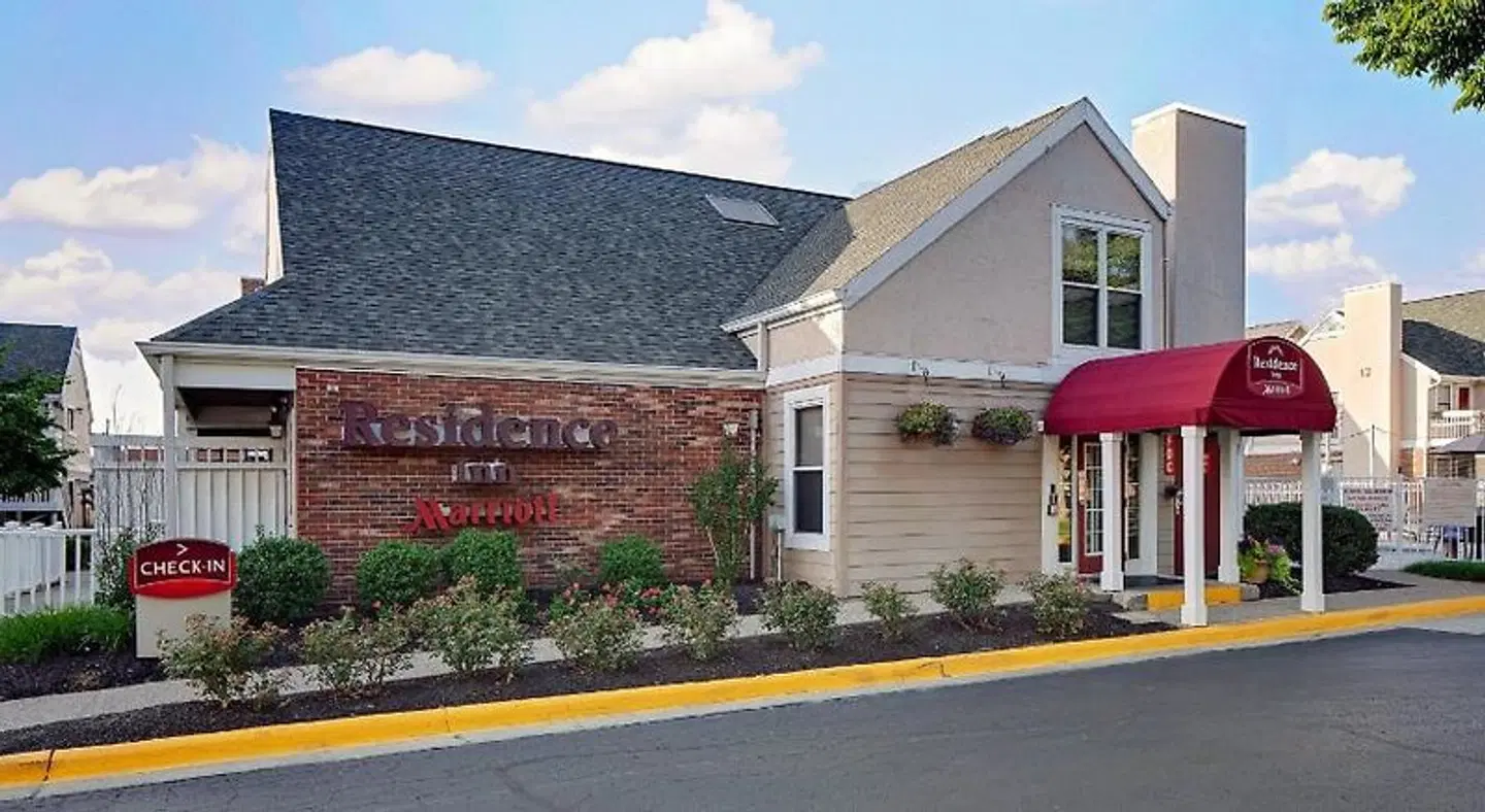 Residence Inn Louisville East EXTERIOR