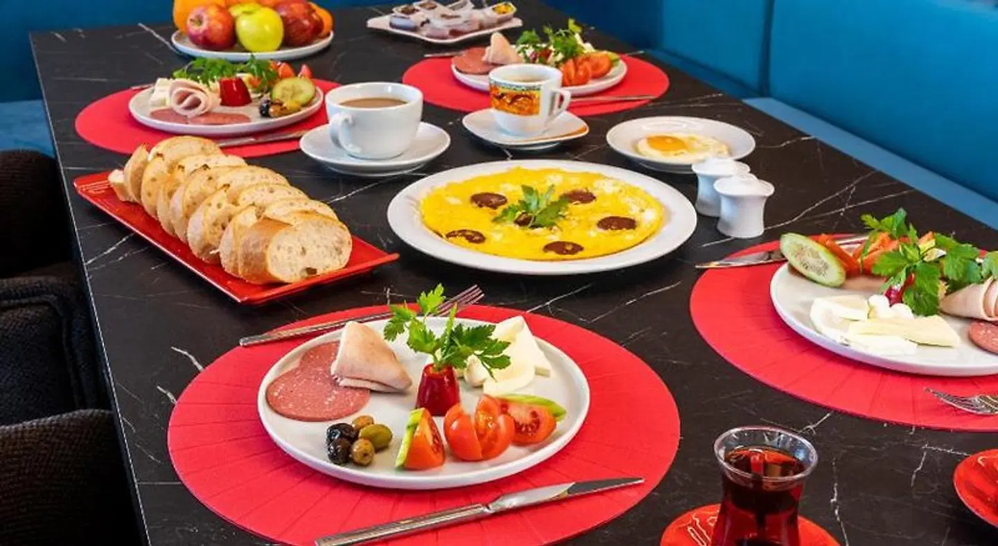 Anelli Hotel Restaurant