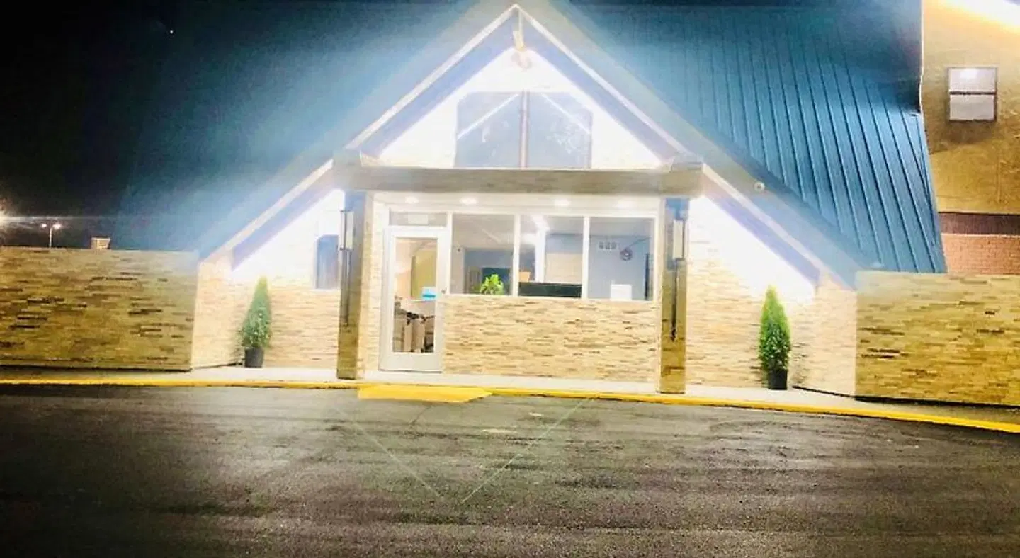 SureStay Hotel by Best Western Montgomery Southwest EXTERIOR