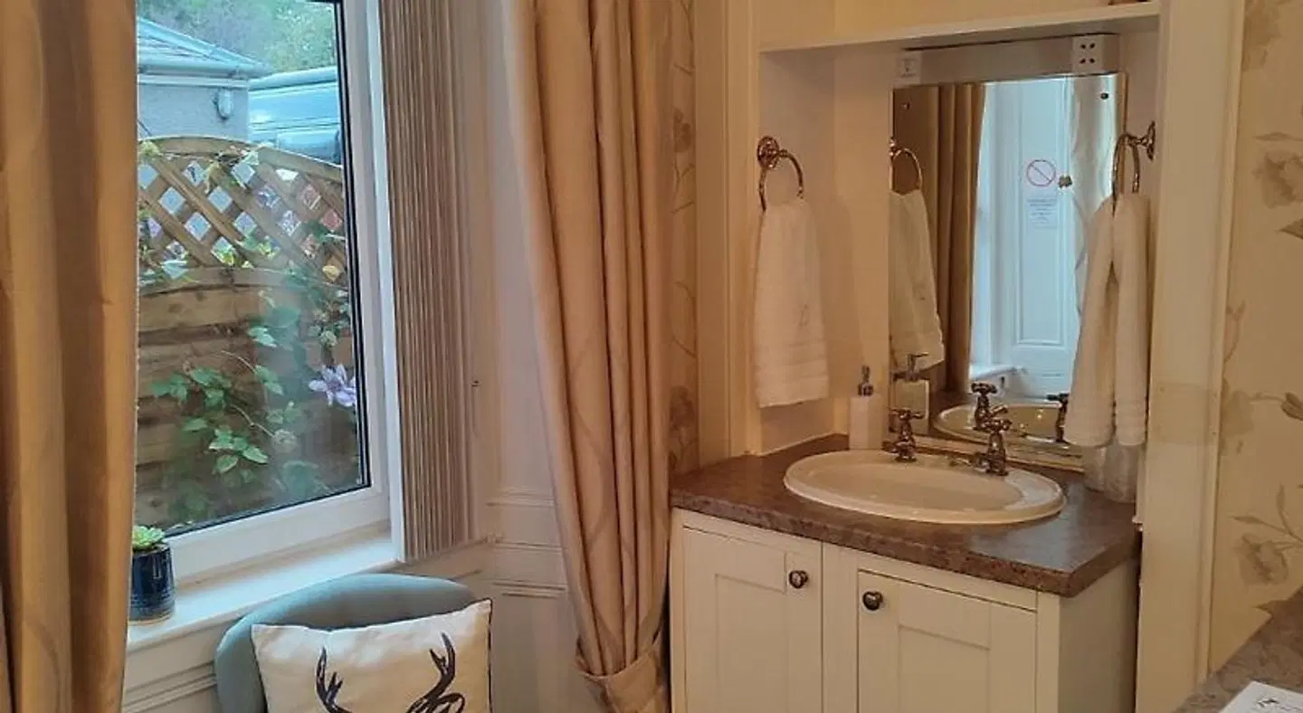 Dunallan Guest House Badezimmer