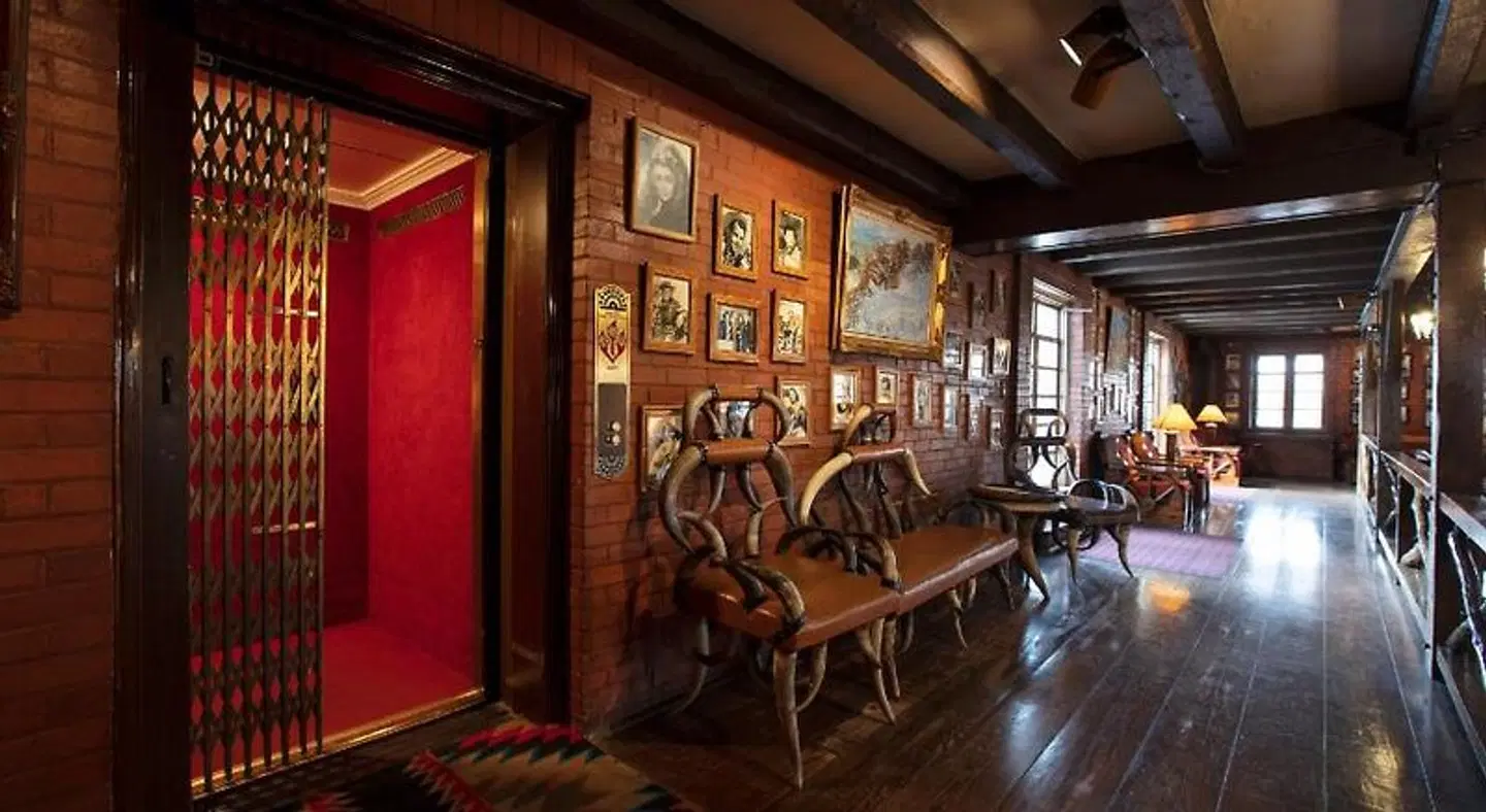 Hotel El Rancho LOUNGE_LOBBY