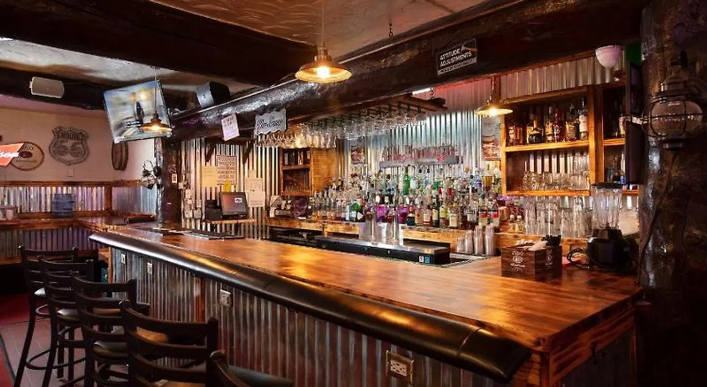 Hotel El Rancho Bar