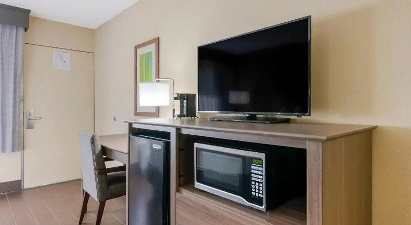 Best Western Downtown Stuart ROOM_EXAMPLE