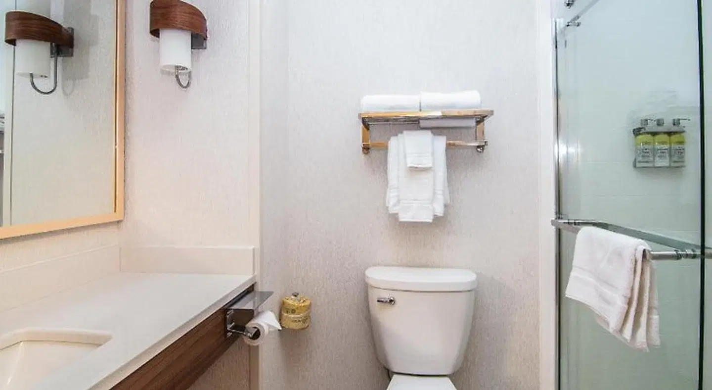 Holiday Inn Express & Suites Kalispell by IHG Badezimmer