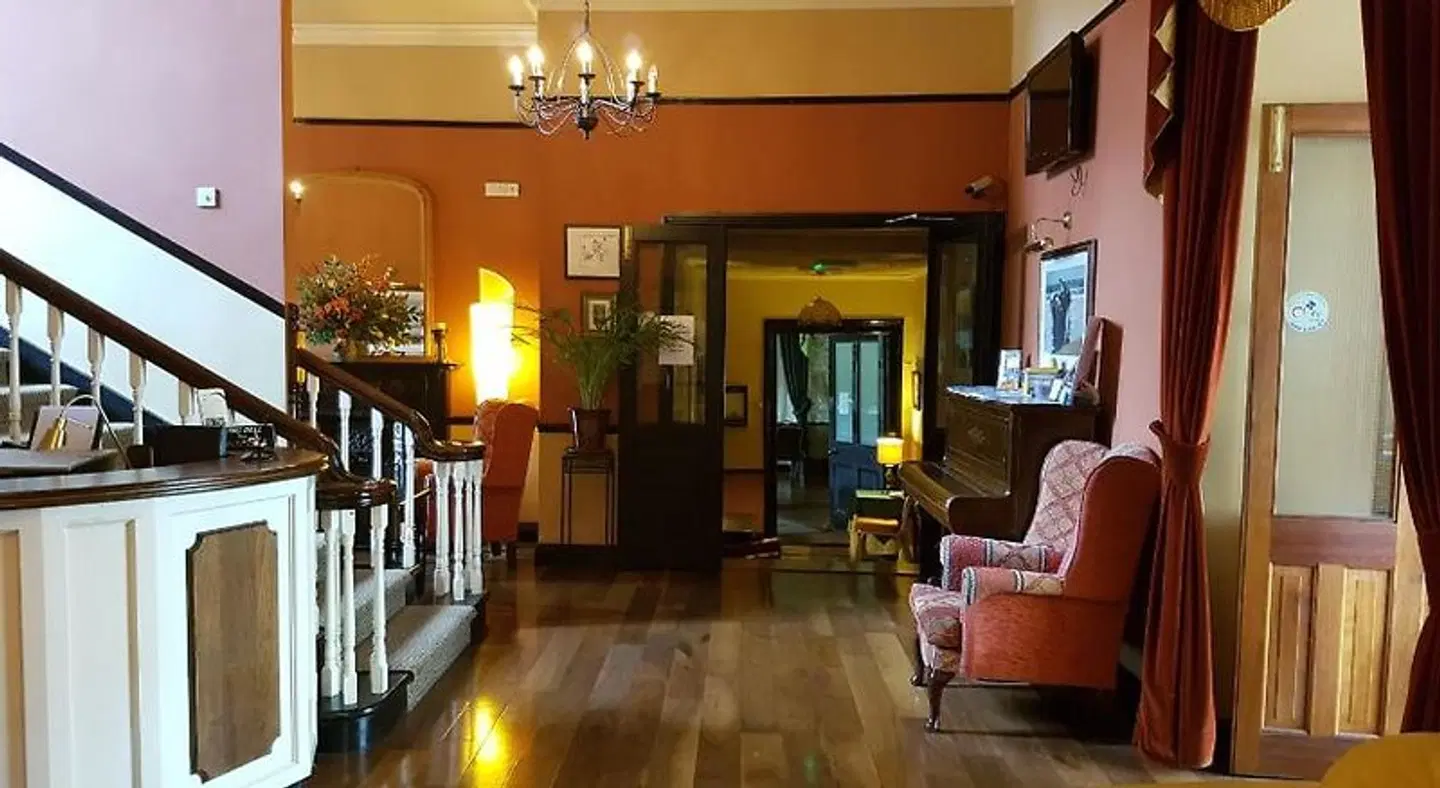 Royal Spa Bar