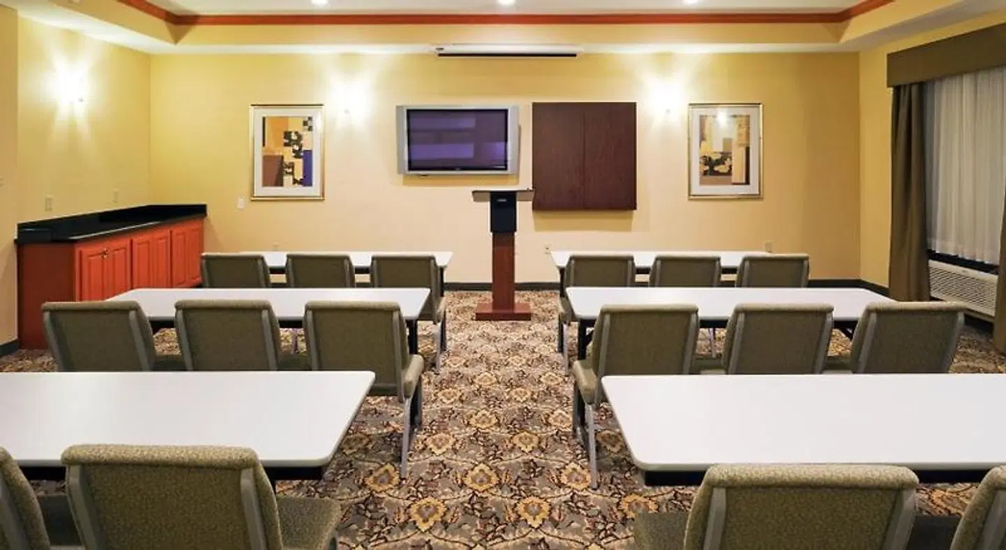 Holiday Inn Express & Suites Fairfield-North by IHG Konferenz