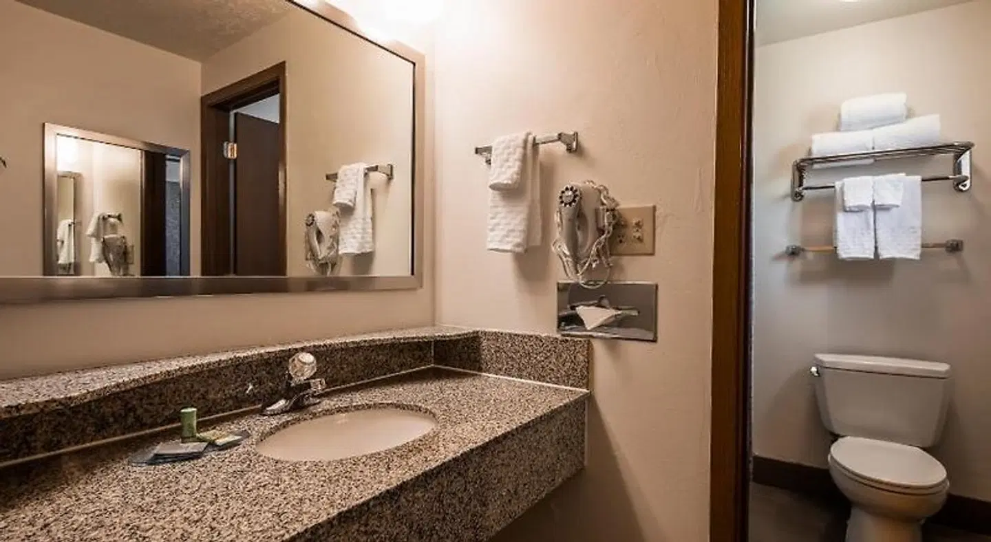 Best Western Paradise Inn Badezimmer