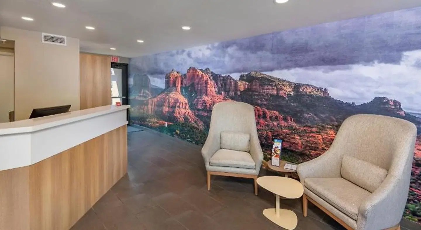 Matterhorn Inn LOUNGE_LOBBY
