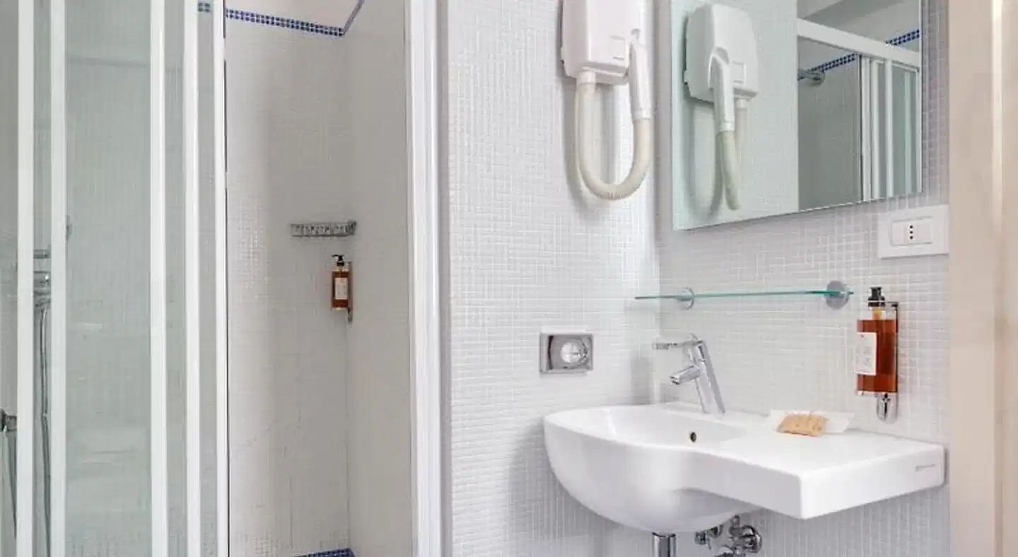 Nuovo Teson Badezimmer