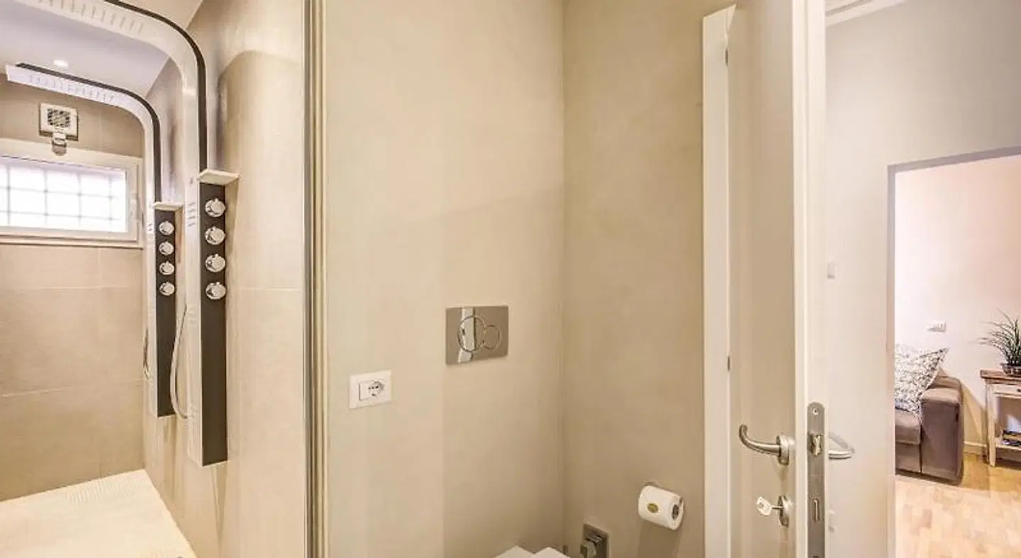 Orange Suites Badezimmer