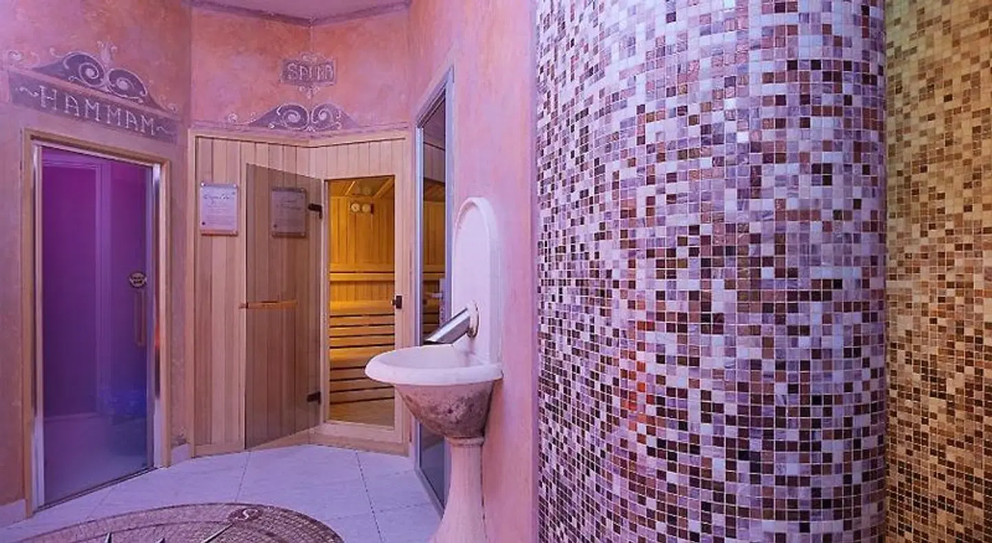 Gallery Room HEALTH_BEAUTY