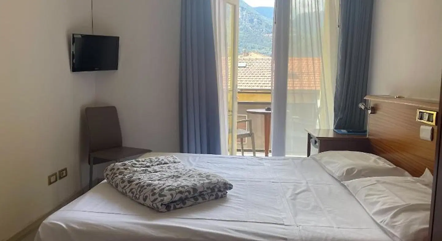 Gardesana ROOM_EXAMPLE