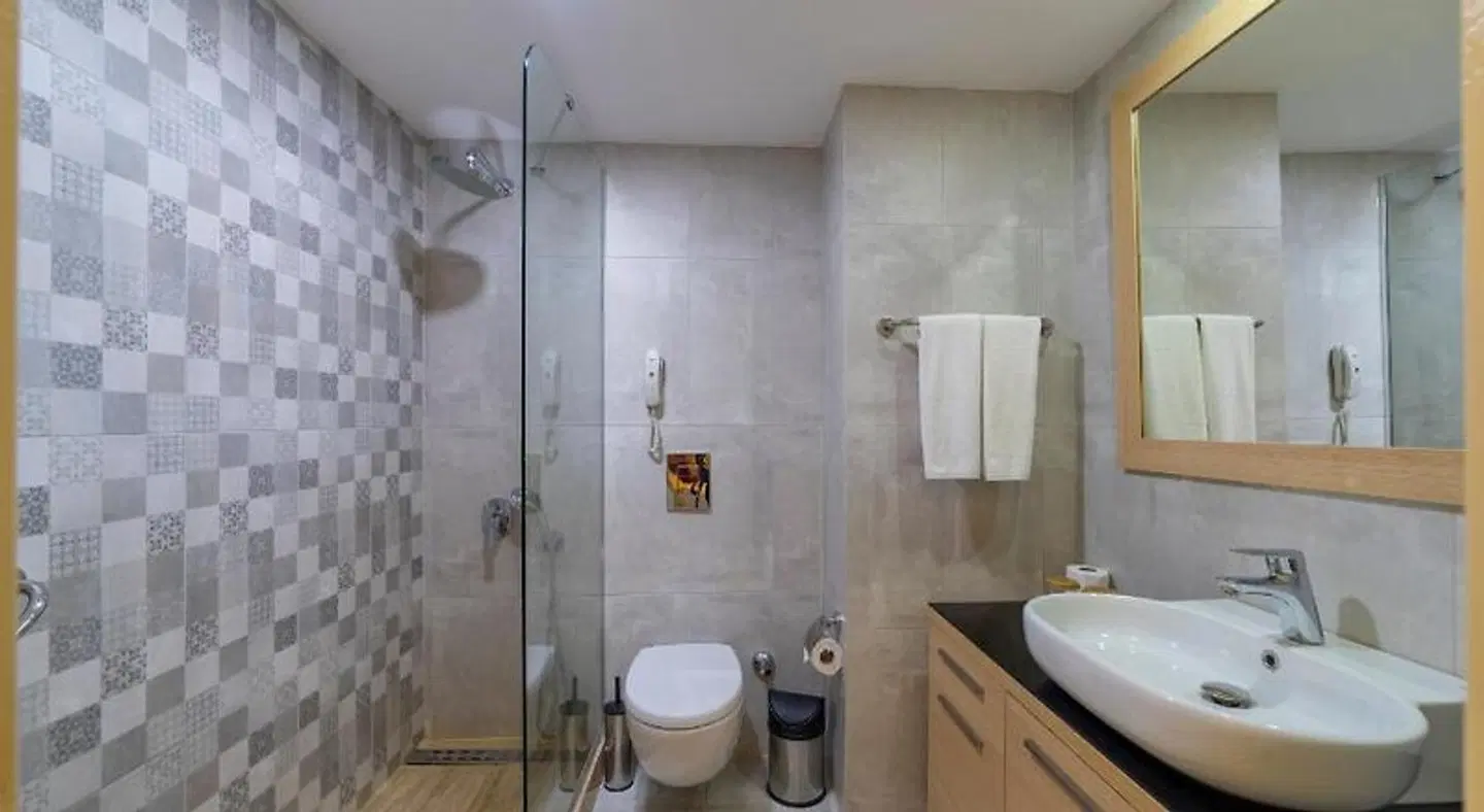 DUJA Bodrum Badezimmer
