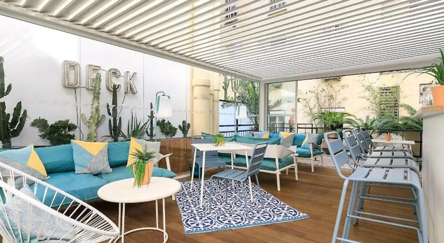 The Deck Hotel LOUNGE_LOBBY