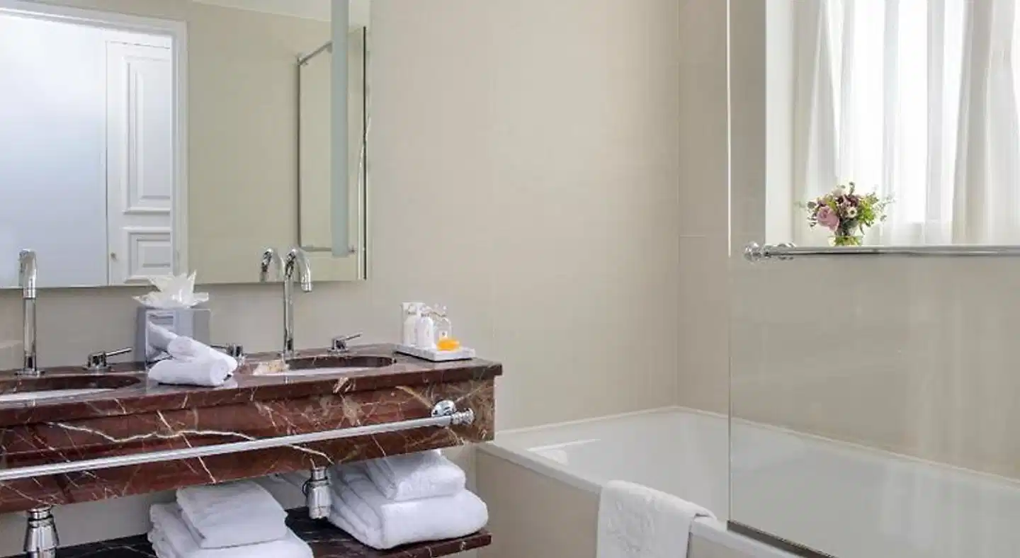 Hôtel Alfred Sommier Badezimmer