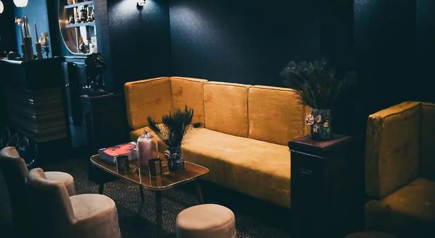 La Mondaine Bar
