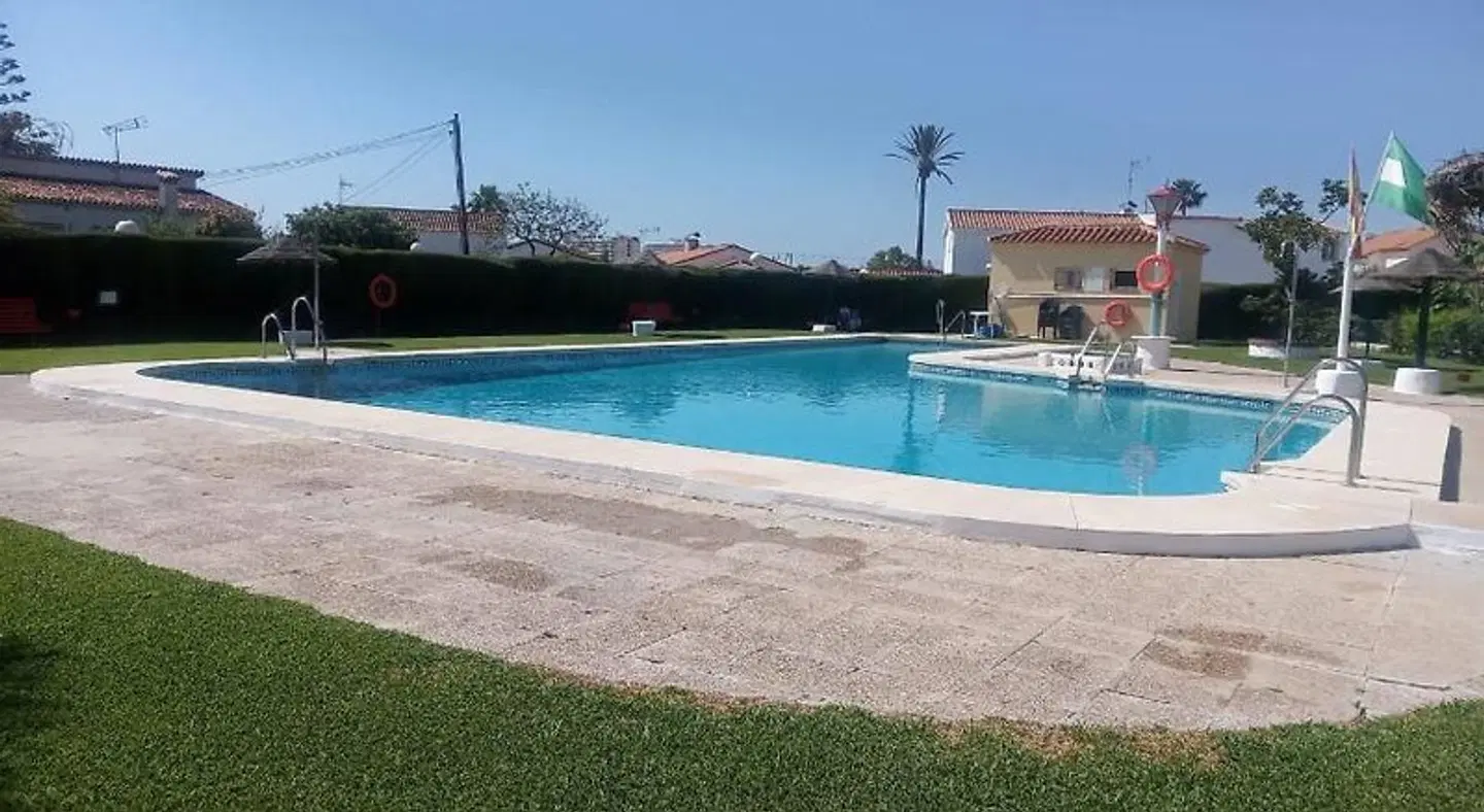Apartamentos Los Alamos Sardinero OUTDOOR_POOL