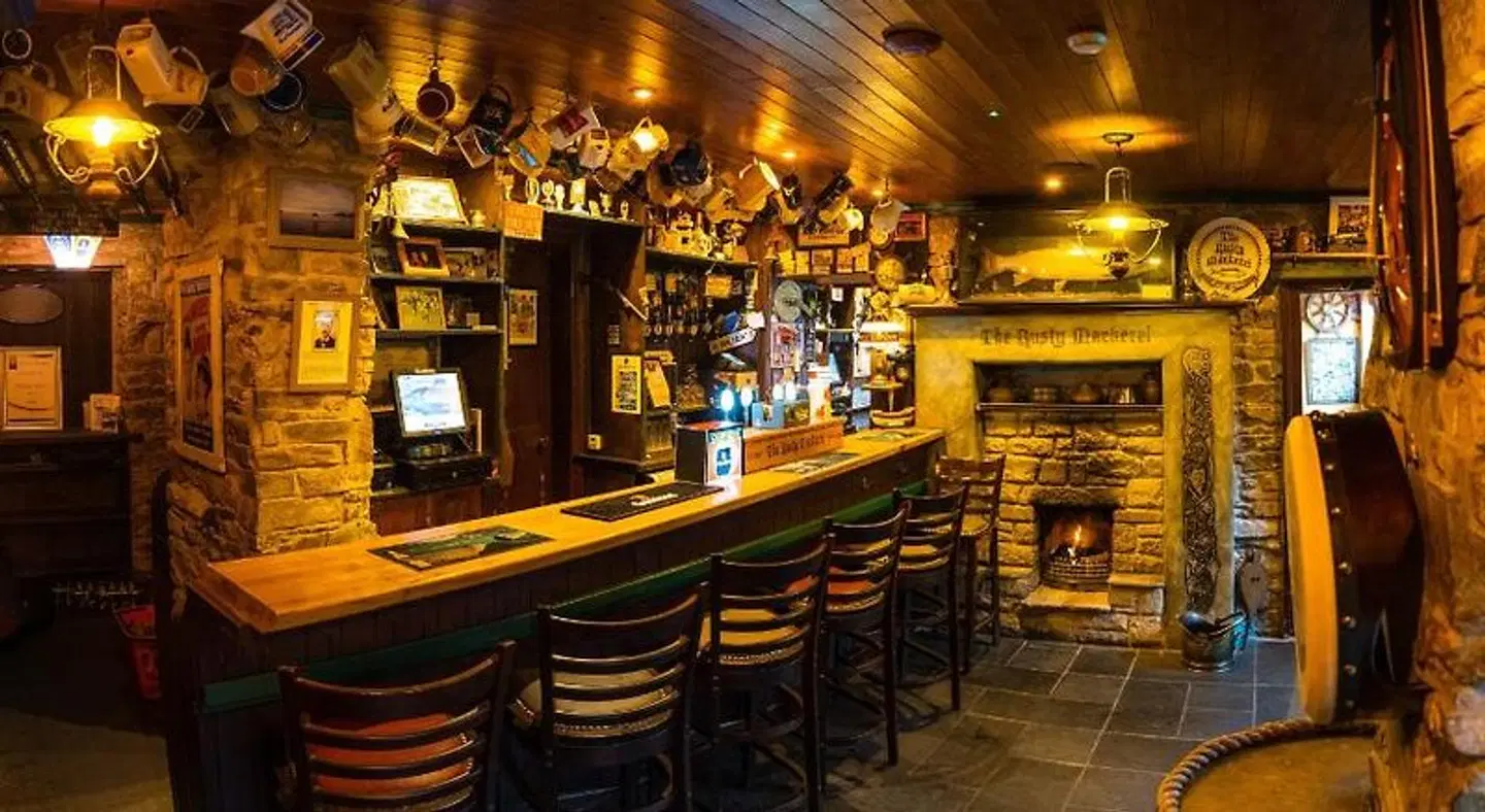 The Rusty Mackerel Bar