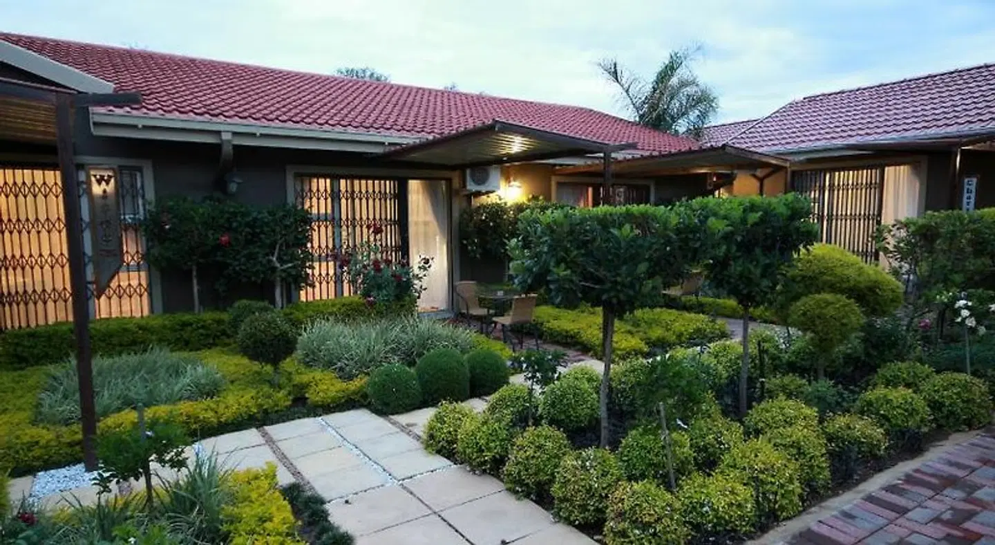 Avalon Guest Manor Garten