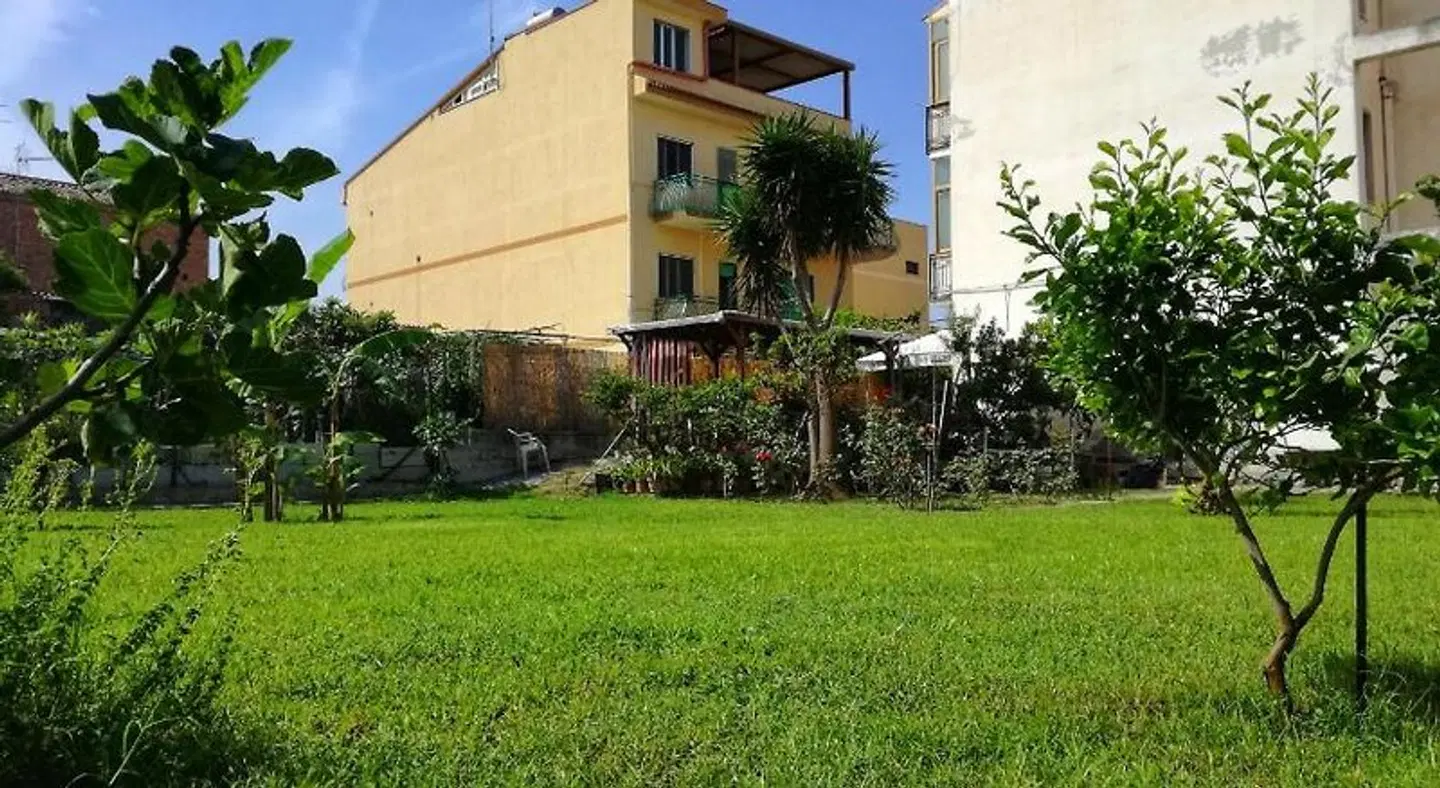 B&B Tifeo EXTERIOR