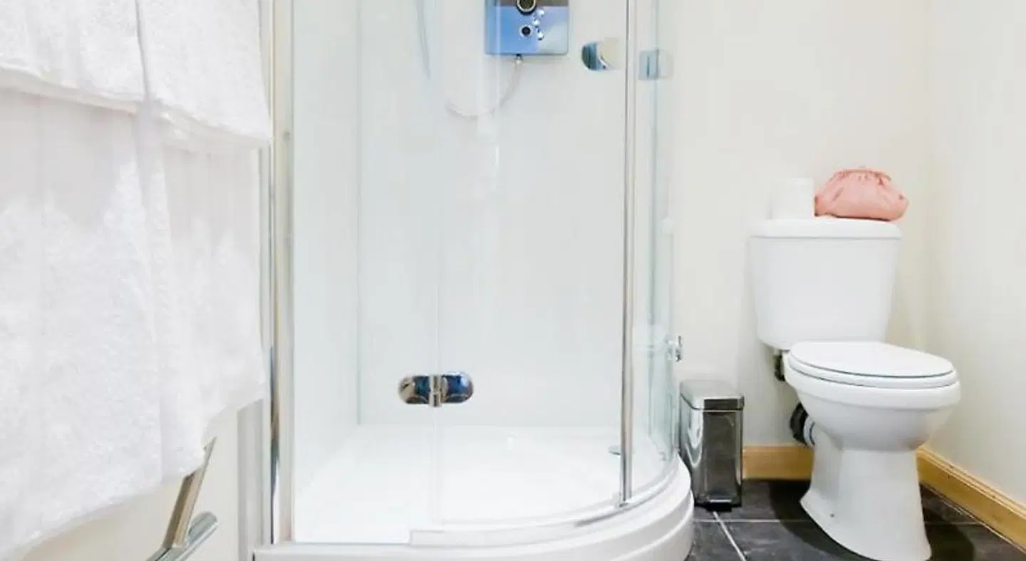 Riverside Apartments ROOM_EXAMPLE