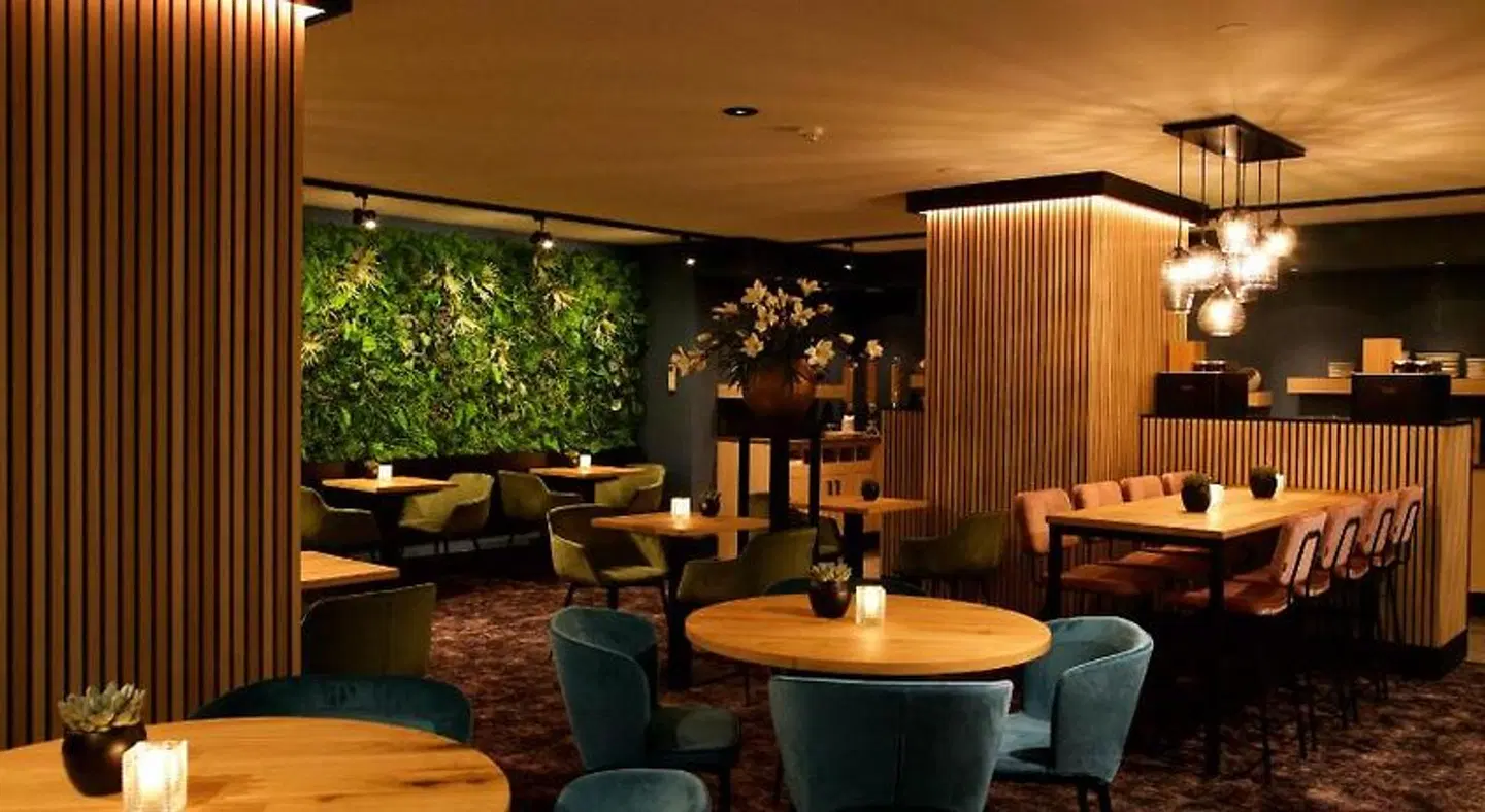 Arrows Bar