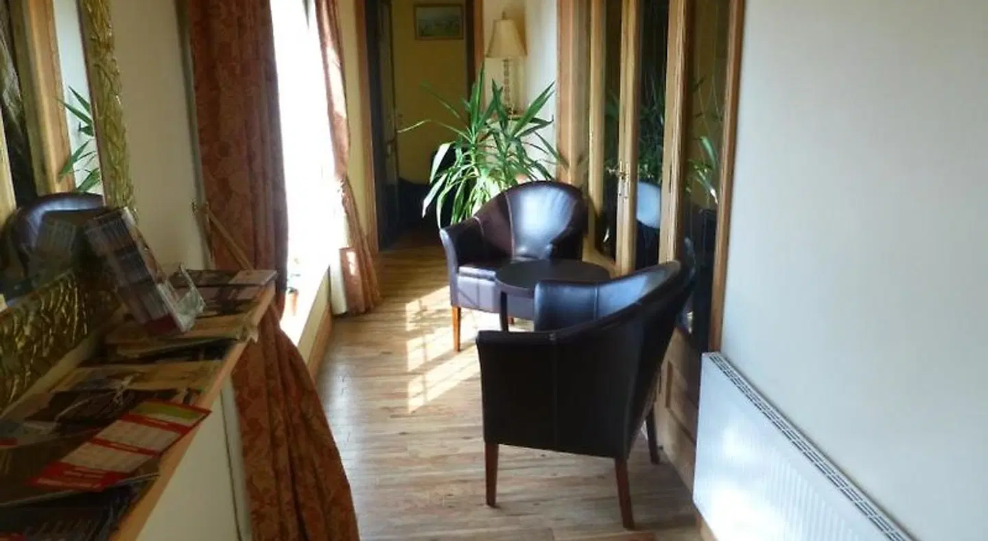 Ponderosa ROOM_EXAMPLE