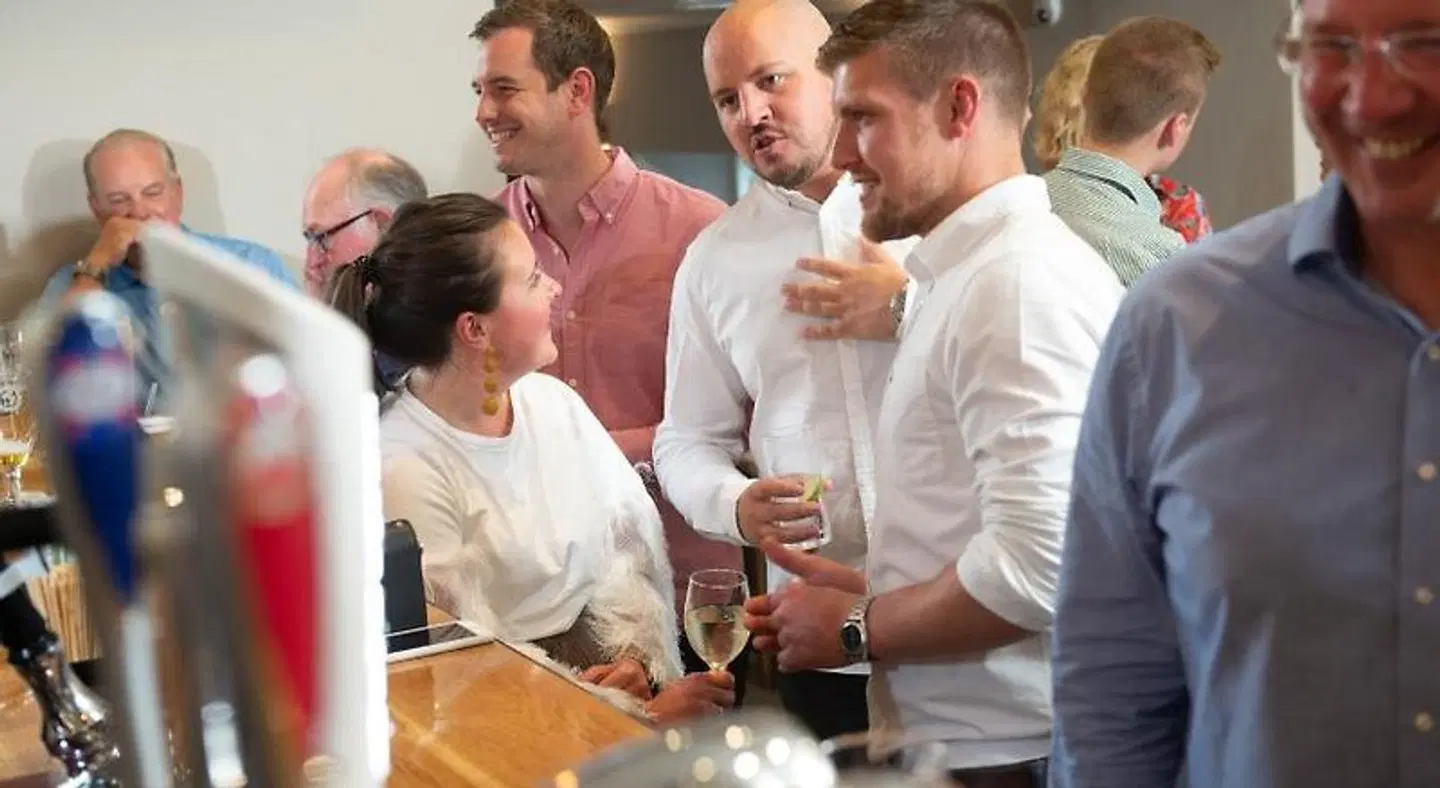 Allan Park Hotel PEOPLE