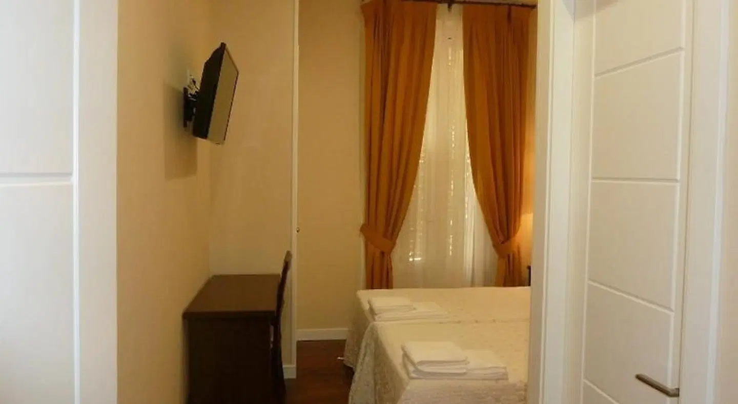 Hostal Mayor ROOM_EXAMPLE