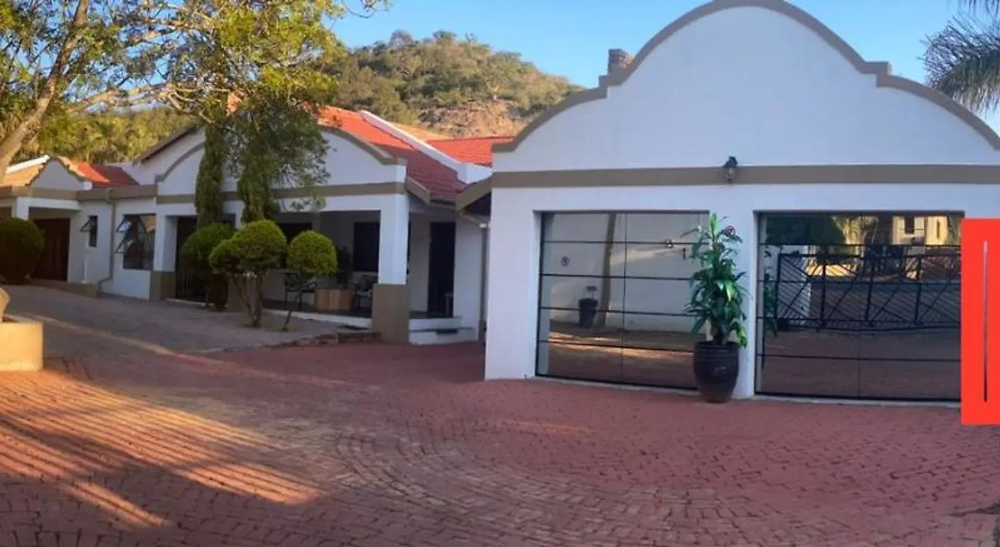 A Pousada Guesthouse EXTERIOR