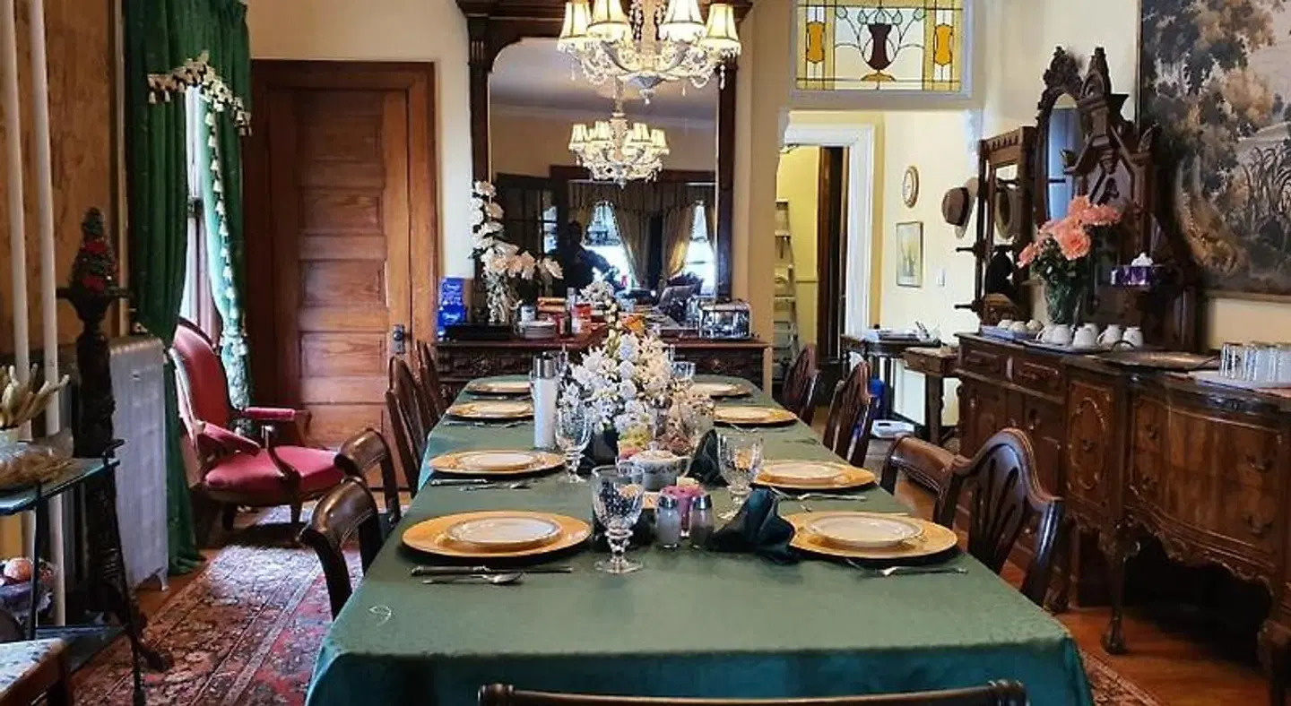 A Night to Remember B & B Restaurant