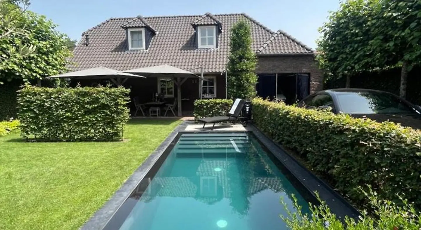 Blauwe Lucht EXTERIOR