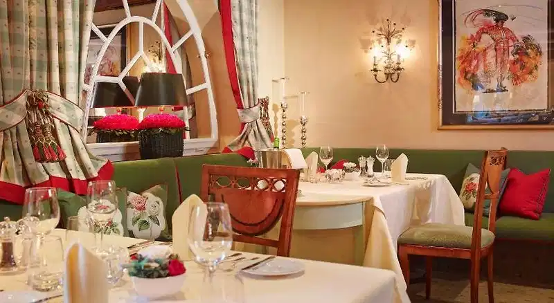 Relais & Châteaux Hotel Schwarzmatt – Hotelfoto